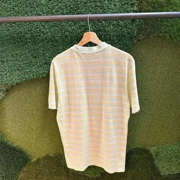 Guess Men's Cream T-Shirt - Picture 2 of 5